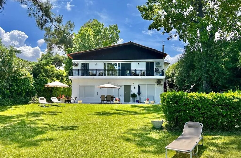 Lefka Sea House Hanioti